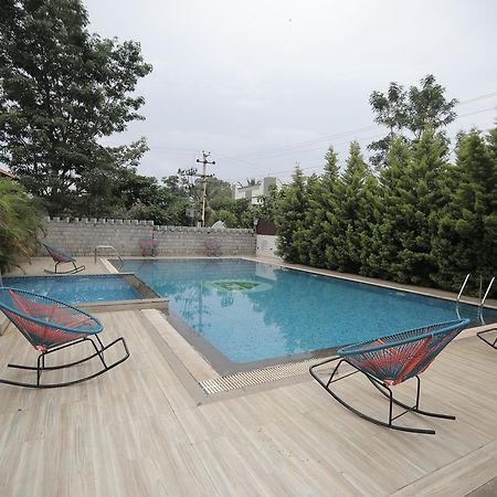 Golds Club & Resort Bayappanhalli ภายนอก รูปภาพ